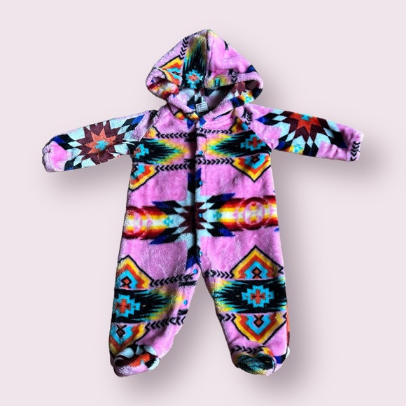 Other - Baby Pink And Bright Colors Fleece Aztec Print Hoodie One Piece Footies
